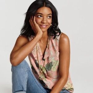 Cabi Tropical Monstera Plant Sleeveless Top